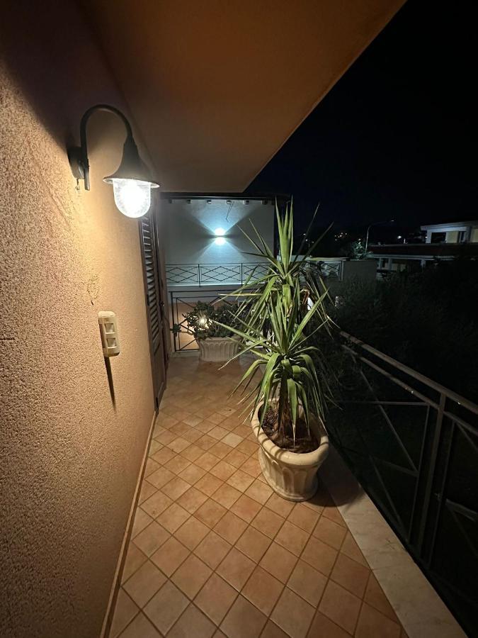 カリーニ Martannaヴィラ エクステリア 写真
